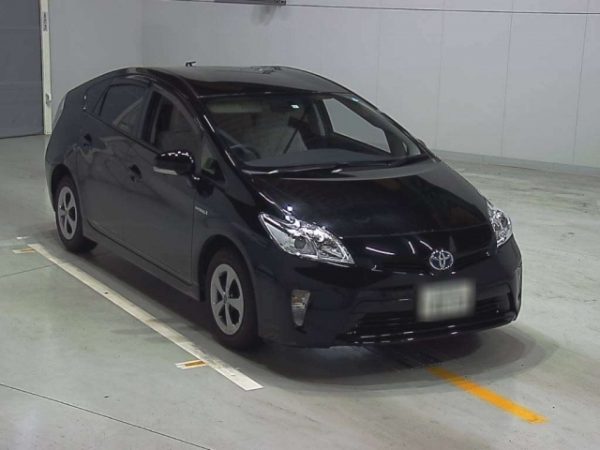 Toyota Prius (S Navigation) - Image 2