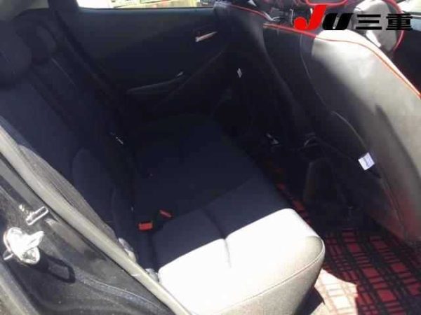 Mazda Demio - Image 6