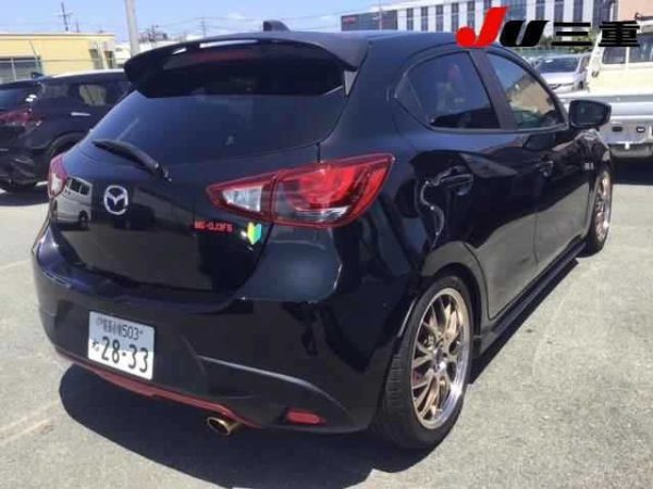 Mazda Demio - Image 9
