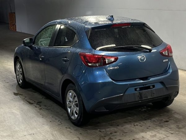 Mazda Demio - Image 3