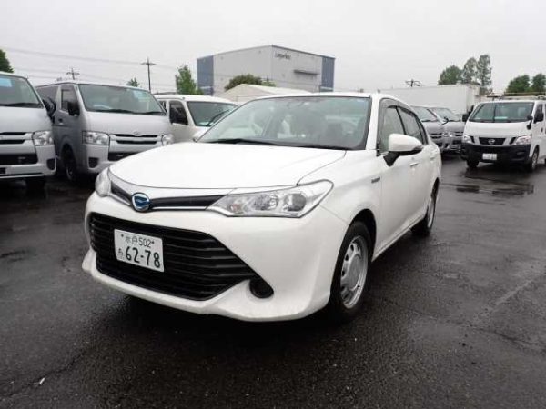 Toyota Corolla Axio (Hybrid G) - Image 2