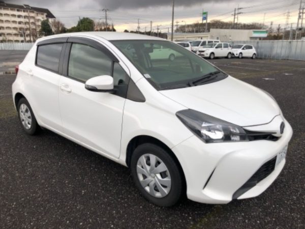 Toyota VITZ F