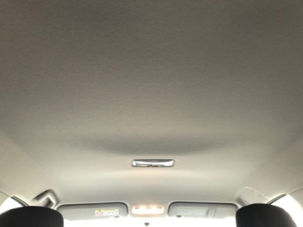 Toyota VITZ F - Image 3