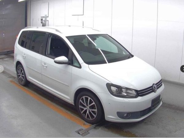VOLKSWAGEN GOLF TOURAN 2014