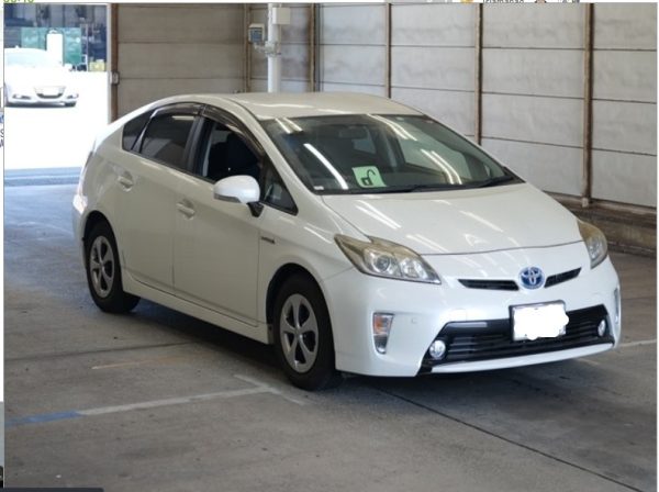TOYOTA PRIUS 2014