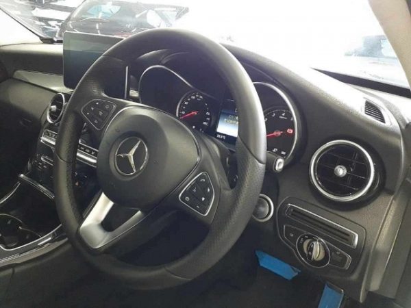 MERCEDES BENZ C CLASS - Image 7