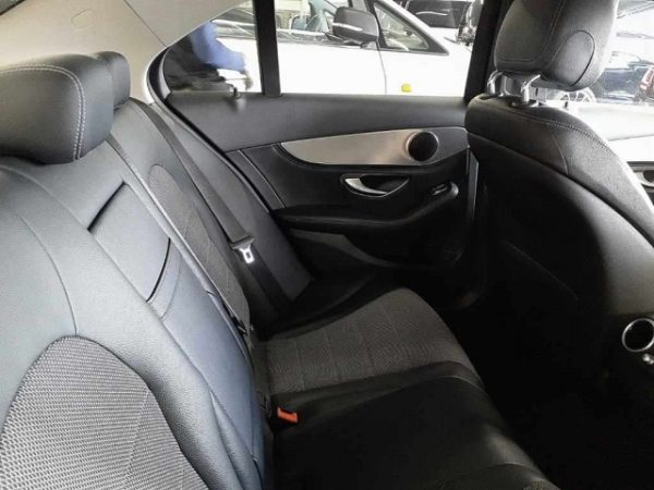 MERCEDES BENZ C CLASS - Image 10