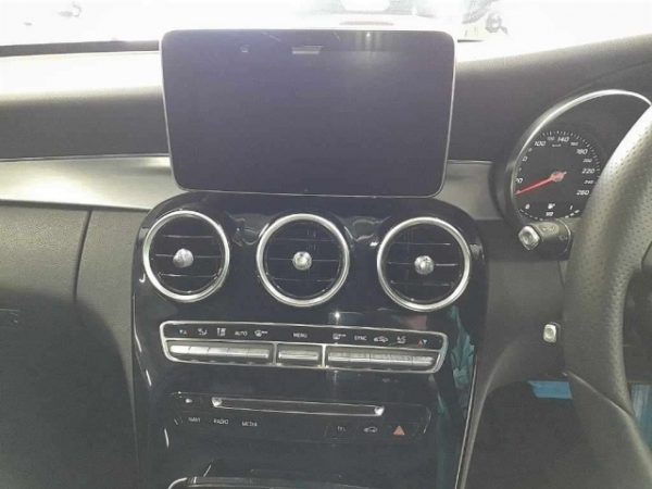 MERCEDES BENZ C CLASS - Image 8