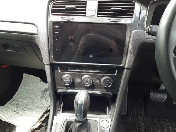 VOLKSWAGEN GOLF - Image 8