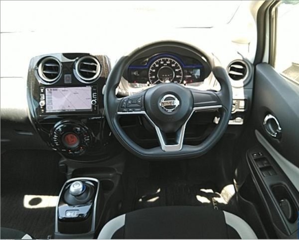 Nissan Note E Power 2016 - Image 4