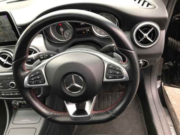 MERCEDES-BENZ CLA CLASS - Image 4