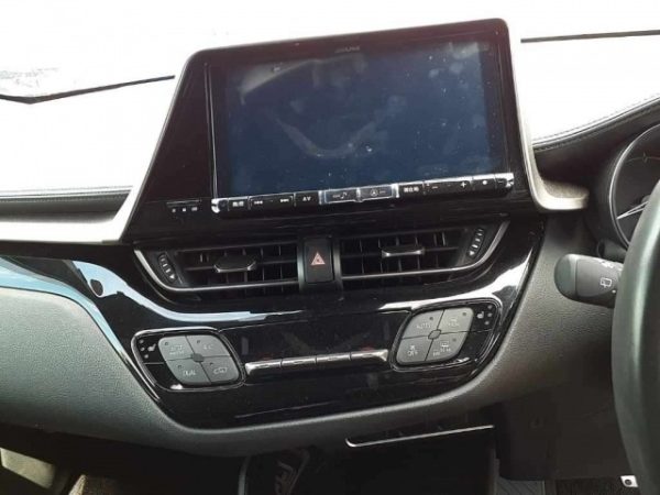 TOYOTA CH-R - Image 6