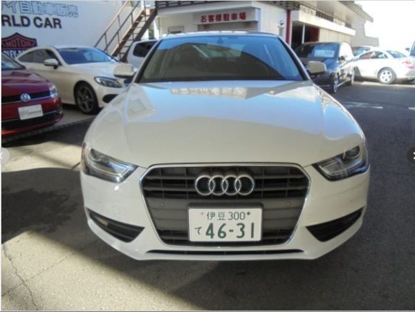 AUDI A4 2015
