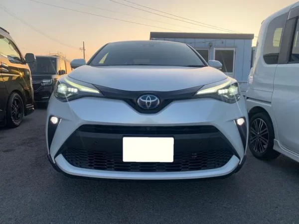 TOYOTA C-HR - Image 3