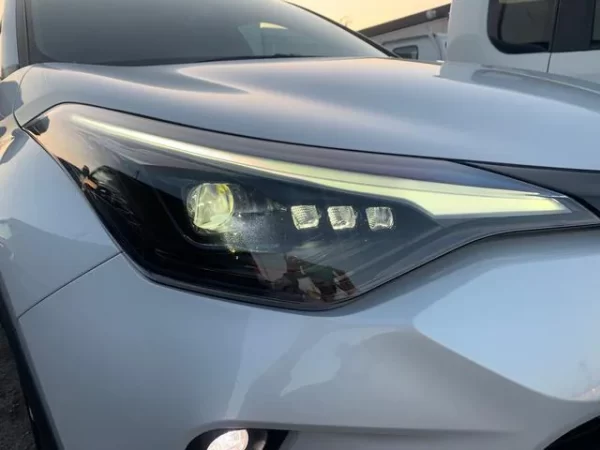 TOYOTA C-HR - Image 4