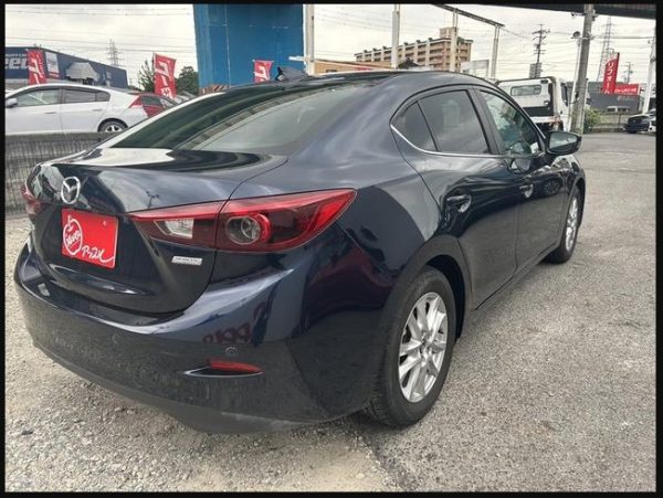 Mazda 3 2014 - Image 2