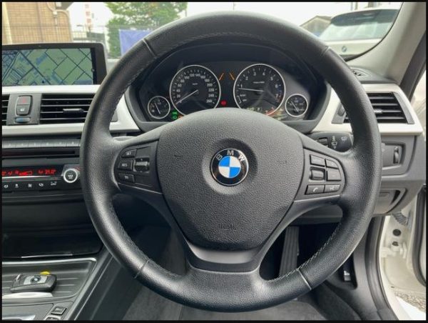 BMW 3 SERIES 2014 - Image 6