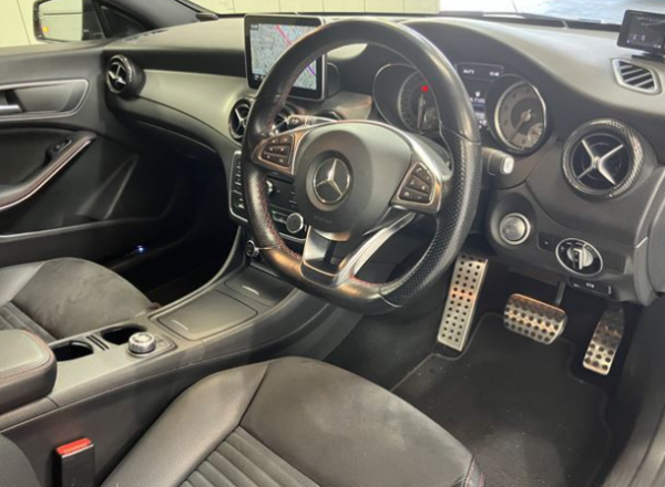 MERCEDES BENZ CLA CLASS - Image 5